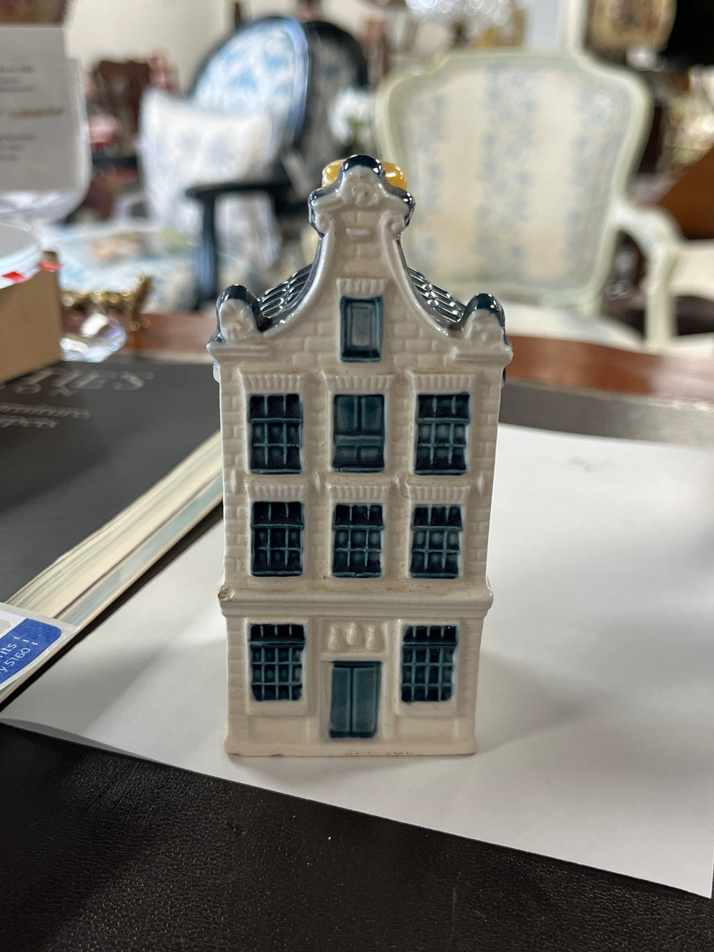 Vintage KLM Delft Blue miniature Dutch canal house #80