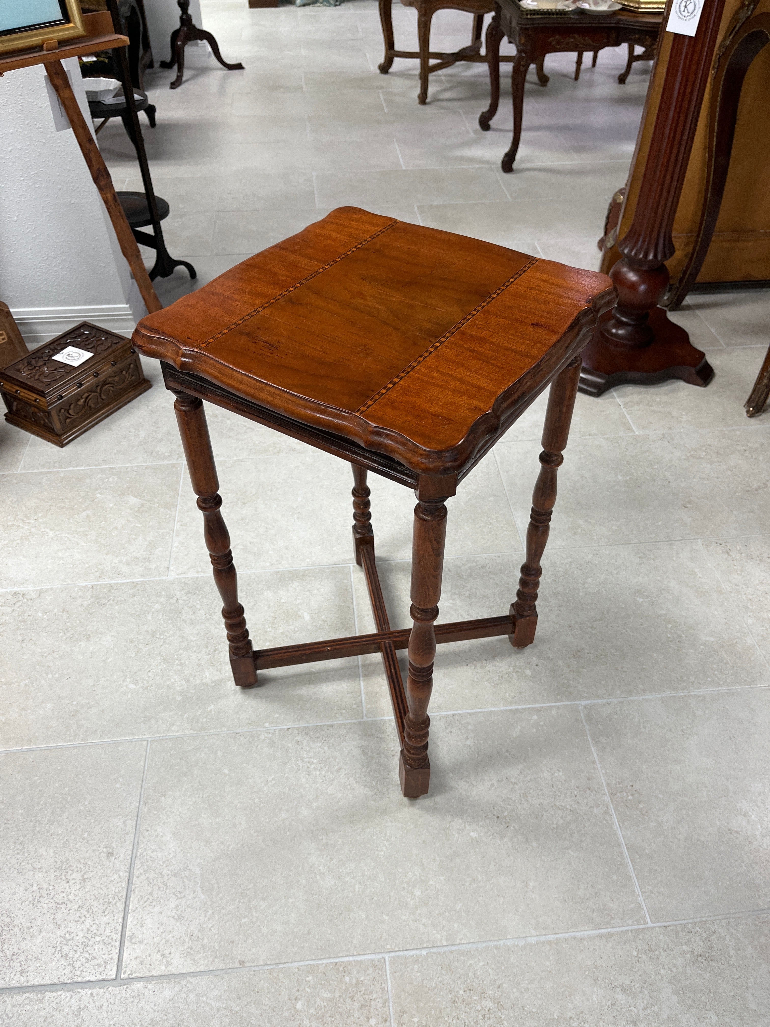 Wooden occasional table w/turned legs and inlay top