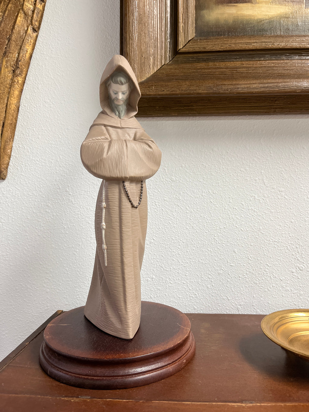 Lladro porcelain figurine of a Franciscan monk with a rosary