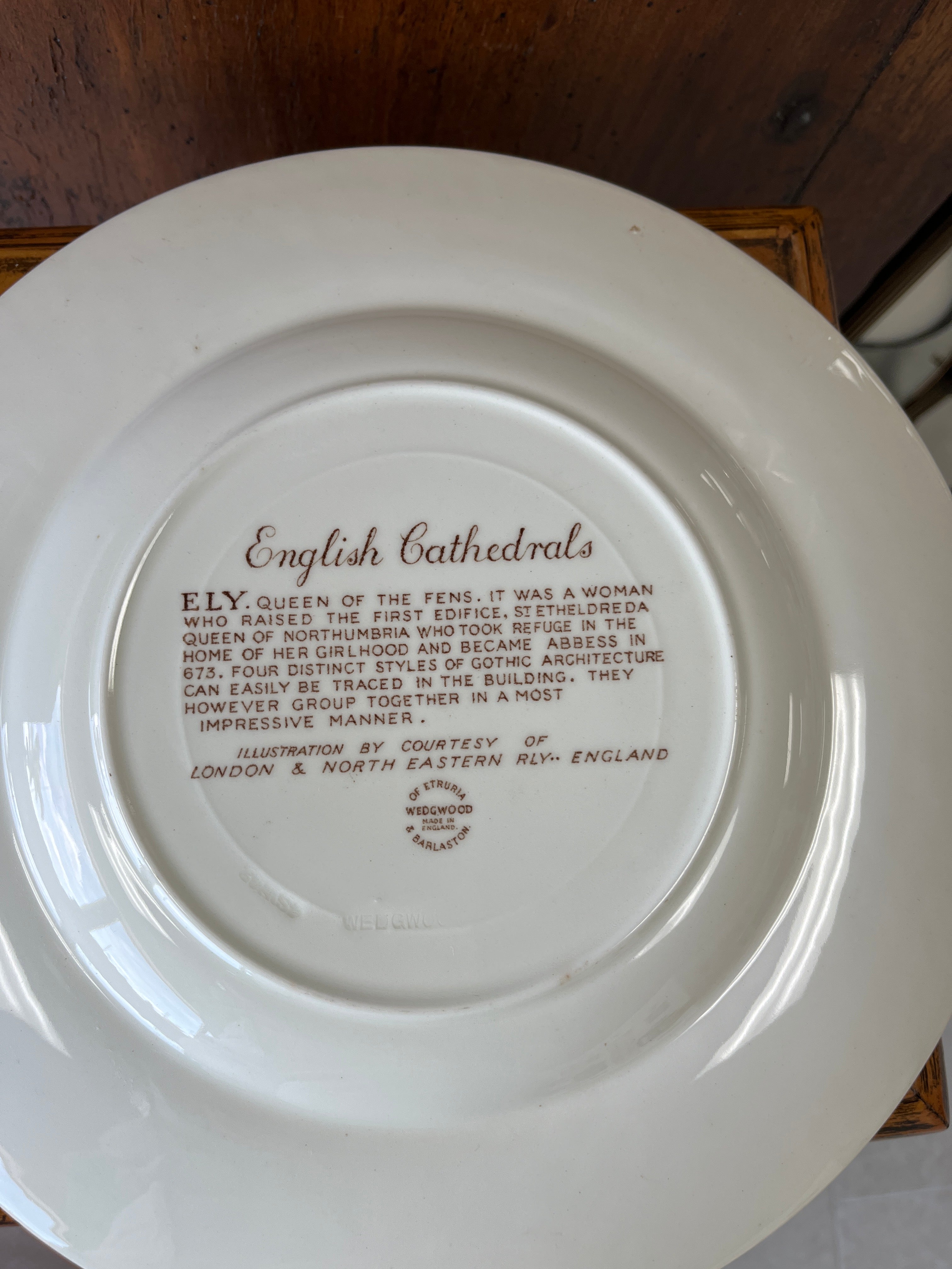 Wedgwood Etruria & Barlaston decorative plate featuring Ely Cathedral