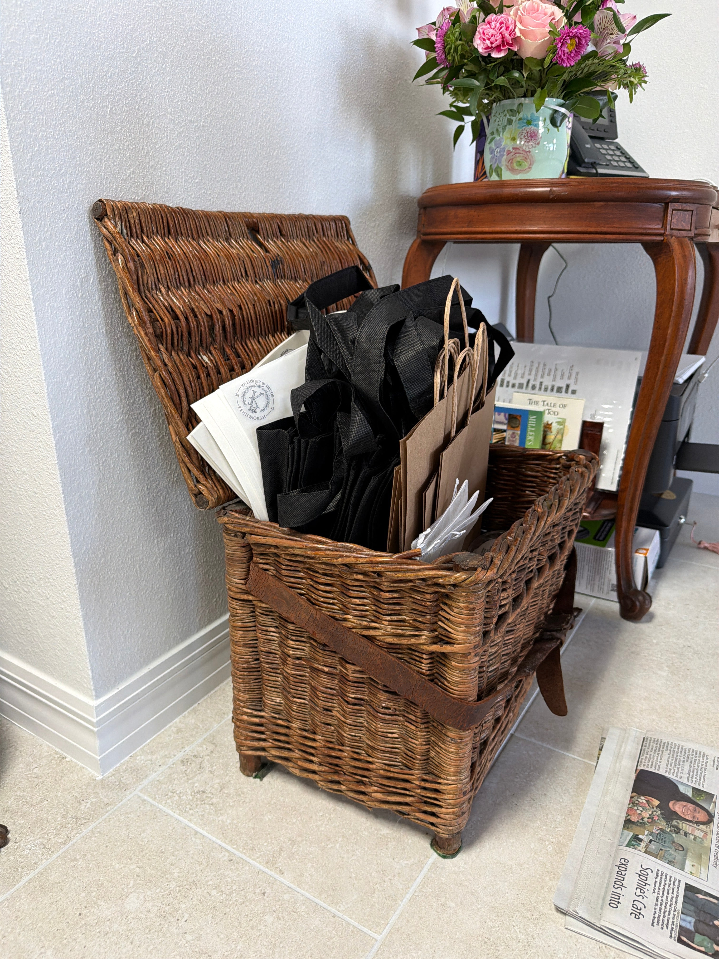 Vintage Wicker Basket with Lid