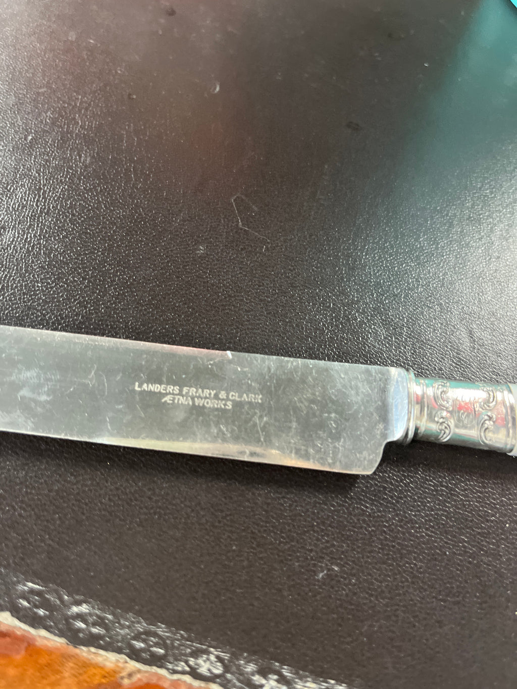 Landers, Frary & Clark Set of 6 Knives Monogrammed