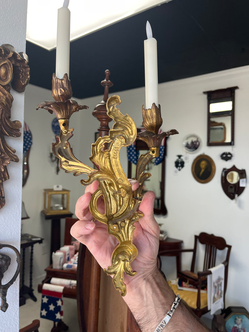 Victorian Style 2-Light Sconce