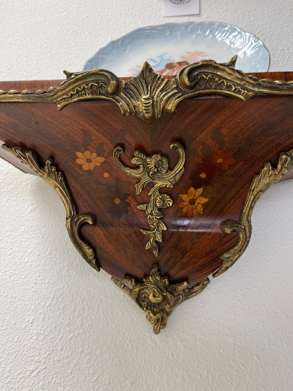 Vintage Louis XV style Boulle marquetry wall shelf w/bronze accents