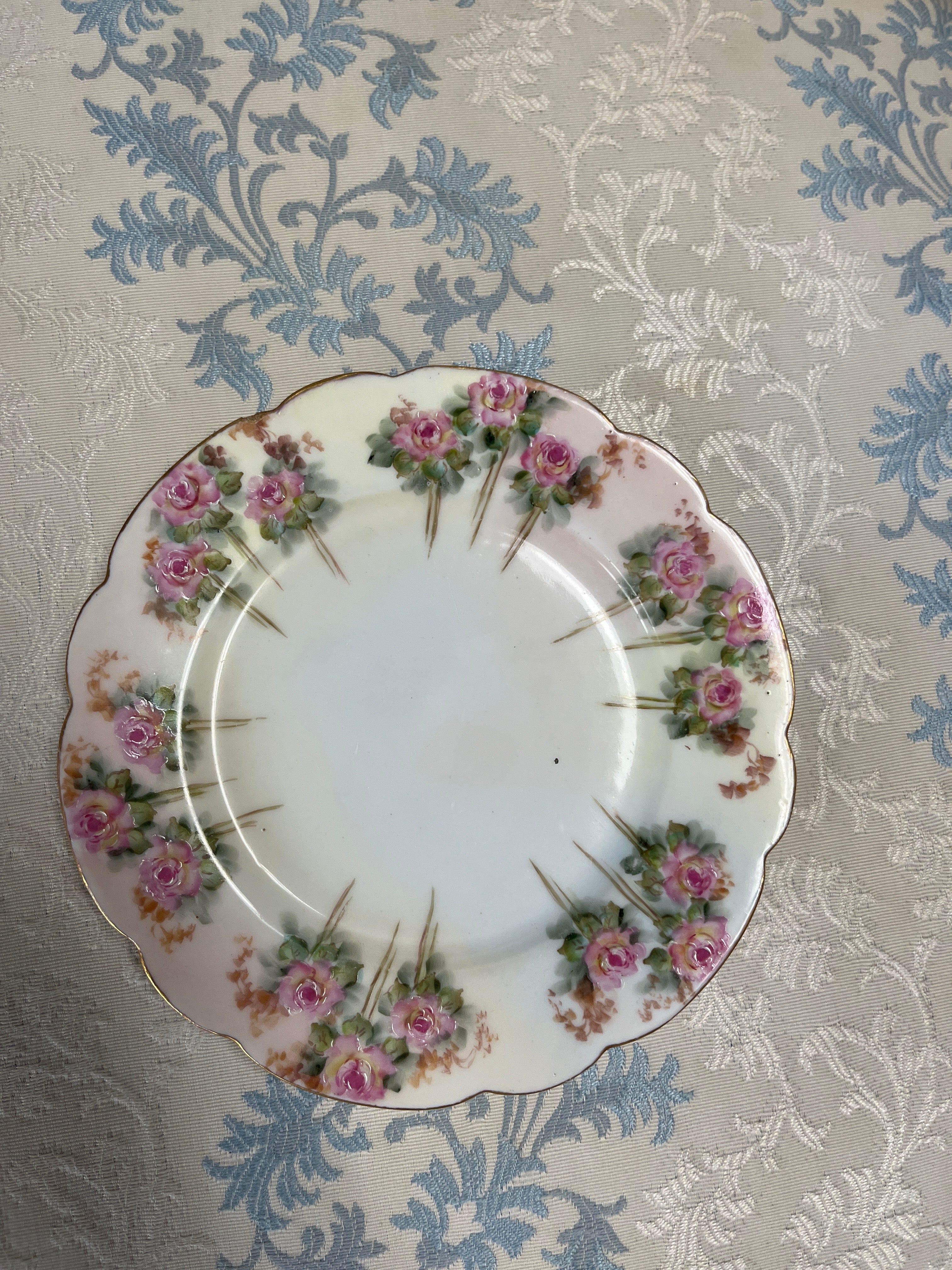 Hand-painted Elite France porcelain plate signed by C. Gorveyy