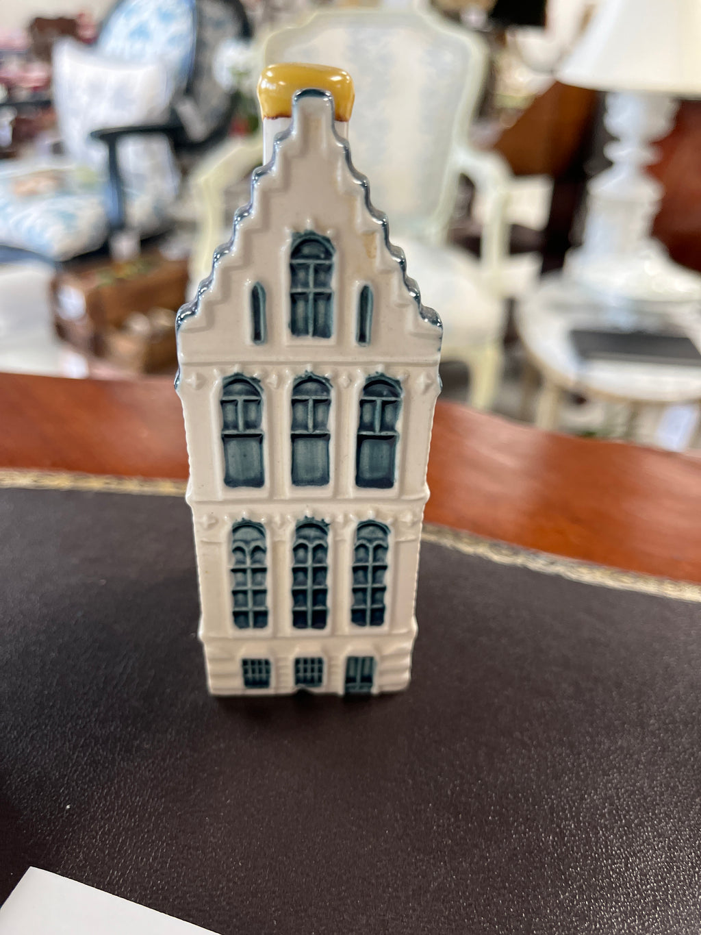 Vintage KLM Delft Blue miniature Dutch canal house #52