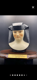 Hummel Sister Maria Bust Special Edition Number 3 With Display Stand