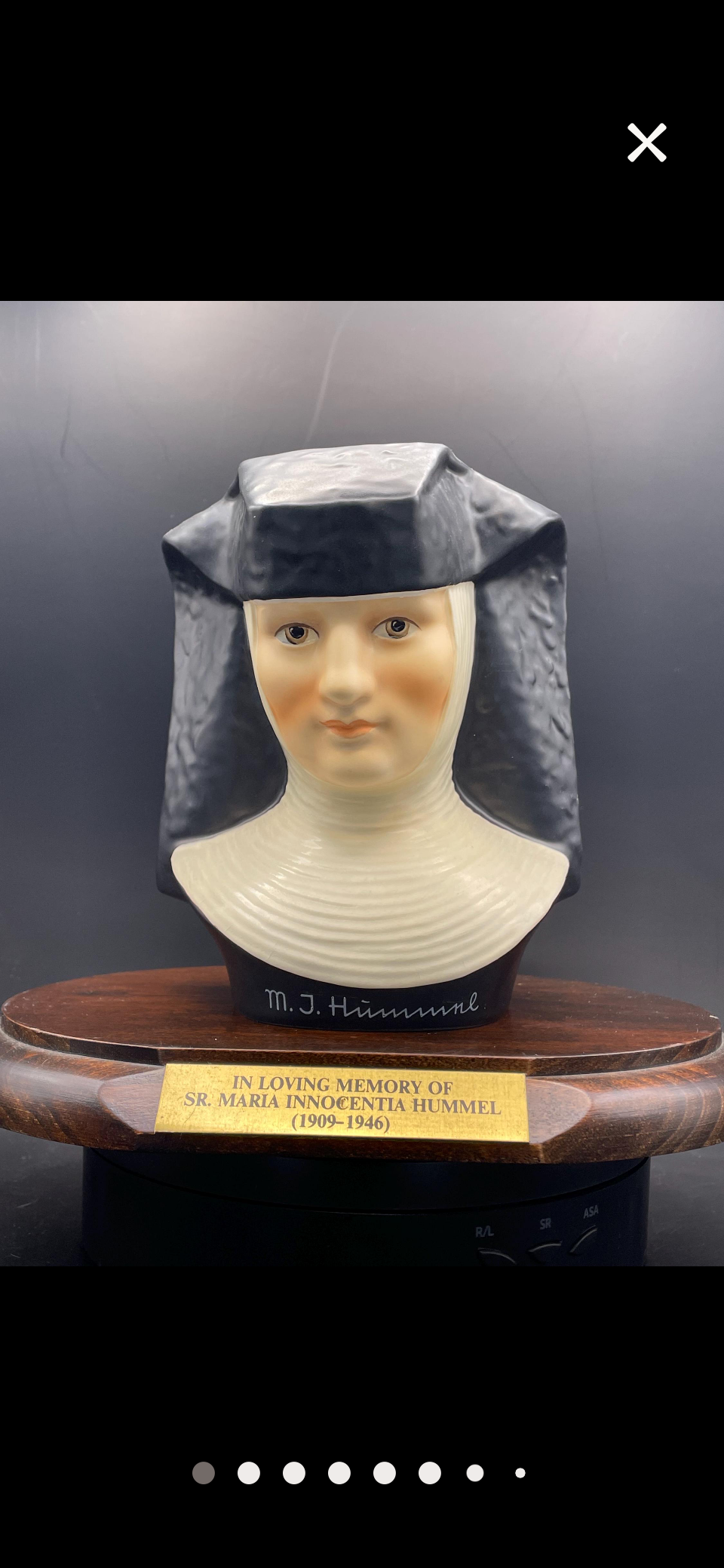 Hummel Sister Maria Bust Special Edition Number 3 With Display Stand